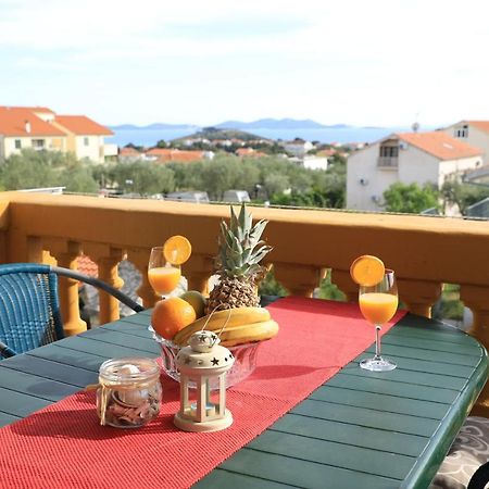 Apartmani Sarlija Pakoštane Exteriér fotografie