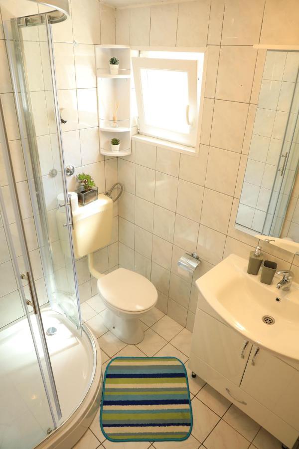 Apartmani Sarlija Pakoštane Exteriér fotografie