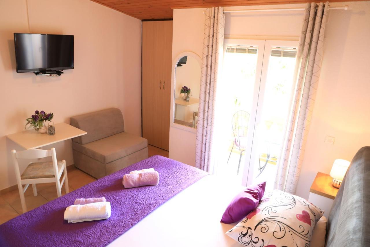 Apartmani Sarlija Pakoštane Exteriér fotografie