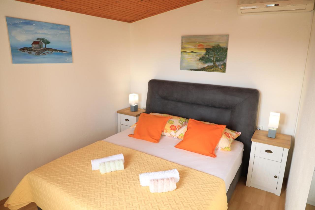 Apartmani Sarlija Pakoštane Exteriér fotografie
